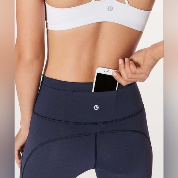 Lululemon Mix & Mesh Crop 21" Midnight In Navy Moroccan Blue/Light Horizon 4 - Picture 11 of 13